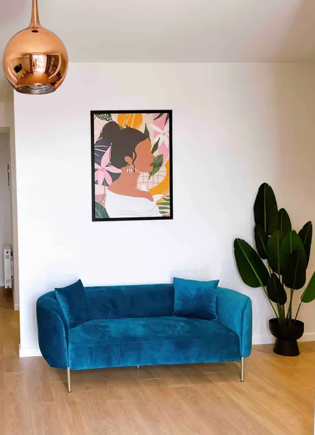 Brand new luxury apartment in downtown - Image 1