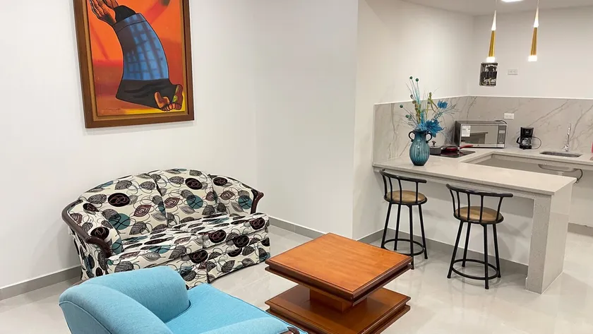 Cozy two-room suite with garage - Image 1