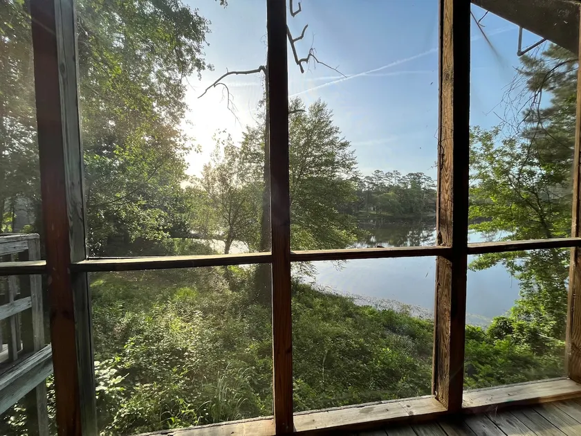 Cary Lake Guesthouse - Slice of Heaven - Image 1