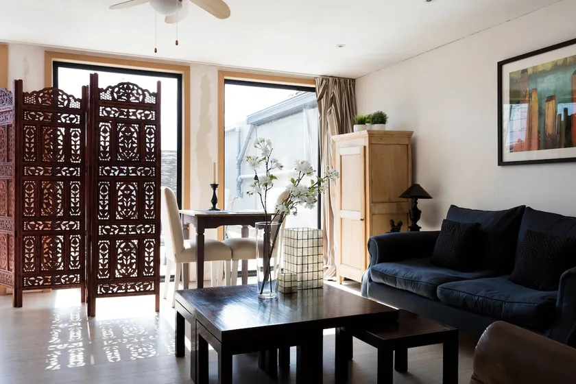 Charming private guest suite with sunny terrace - Image 1