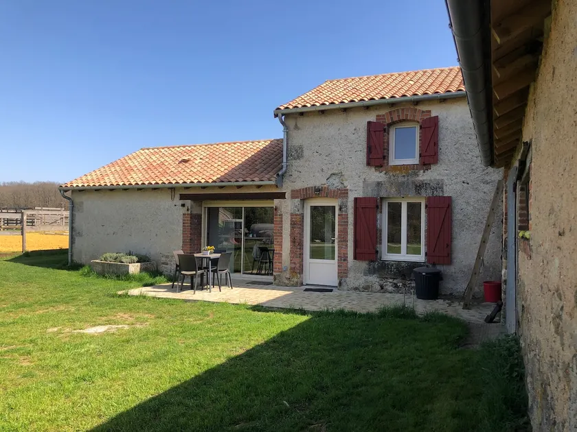 Cozy rural gîte by the Gartempe - Image 1