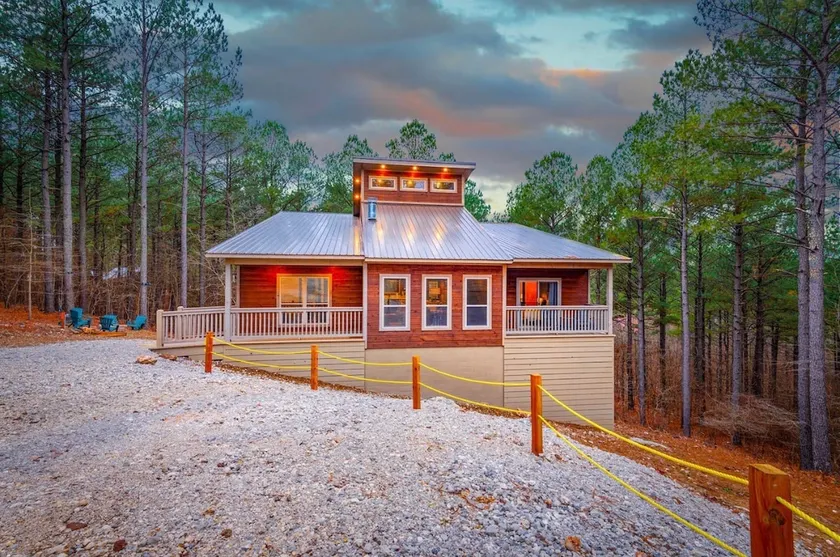 Serene Forest View Cabin! Hot Tub & Prime Location - Image 1