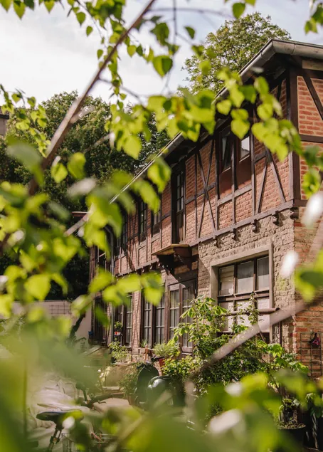Former Barn in Green Courtyard - Image 1