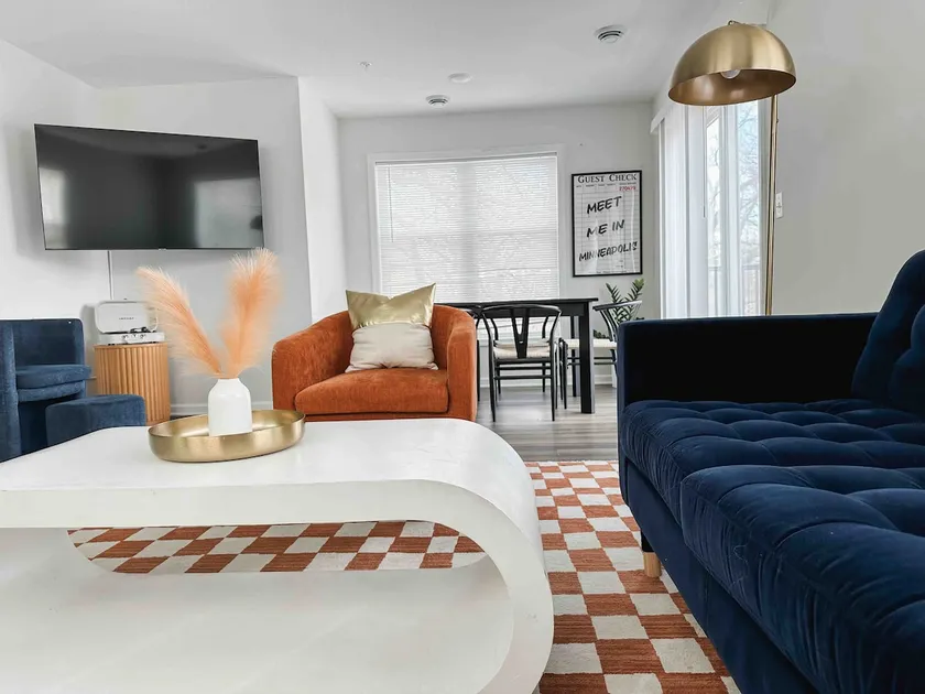Retro Urban Retreat + Rooftop Deck | MPLS - Image 1