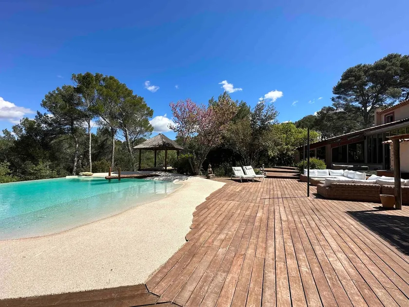 BEAUTIFUL VILLA*POOL BEACH*JACUZZI*3 KM FROM AIX - Image 1