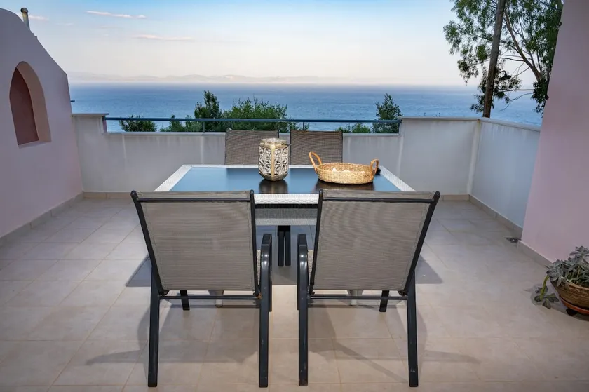 Petros' house - Image 1