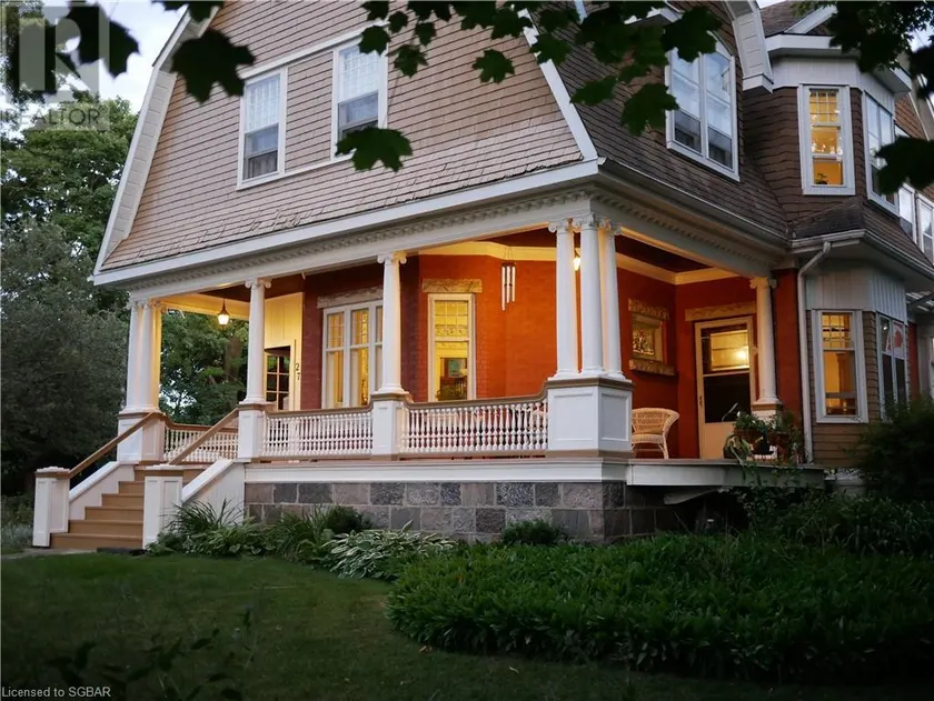 Eddie Manor: 1907 Gem in Downtown Meaford - Image 1