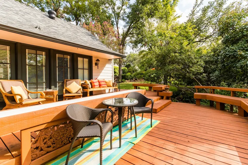 Peaceful Creekside Guesthouse & Zen Garden Retreat - Image 1