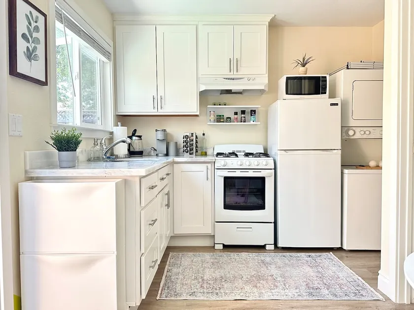 Cozy Private 1B1B Cottage near Japantown - Image 1