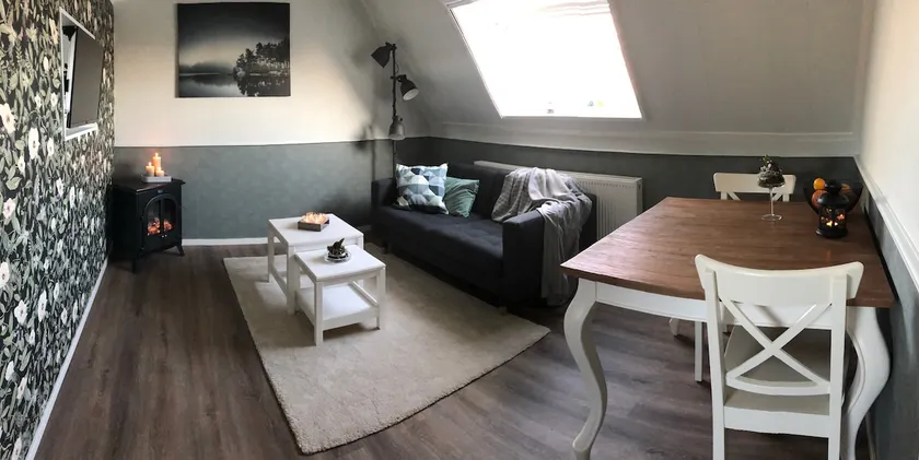 Luxury 2-Person Apartment - Image 1