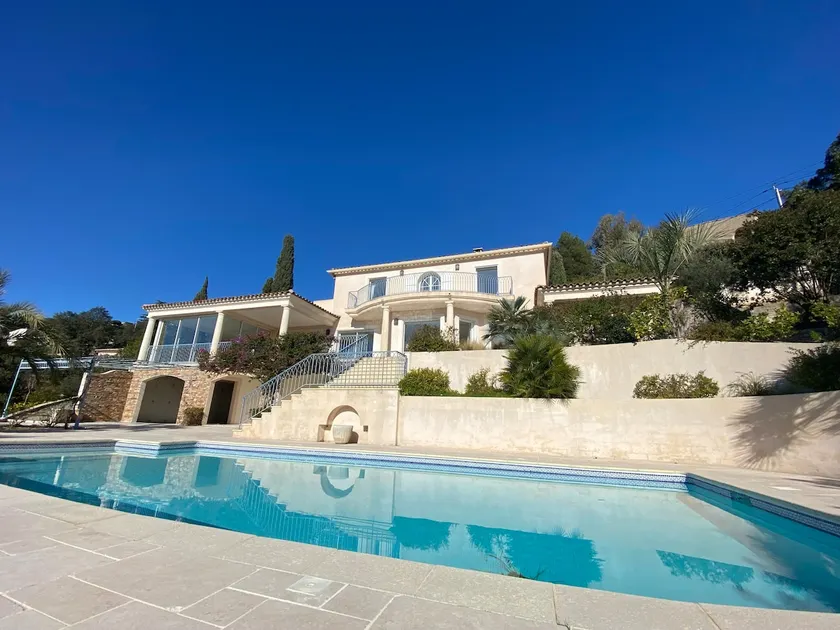 4 Bedroom Villa - Sea View - Les Issambres - Image 1