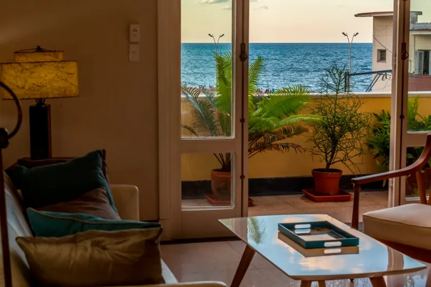 OCEAN VIEW / GREAT LOCATION - Image 1