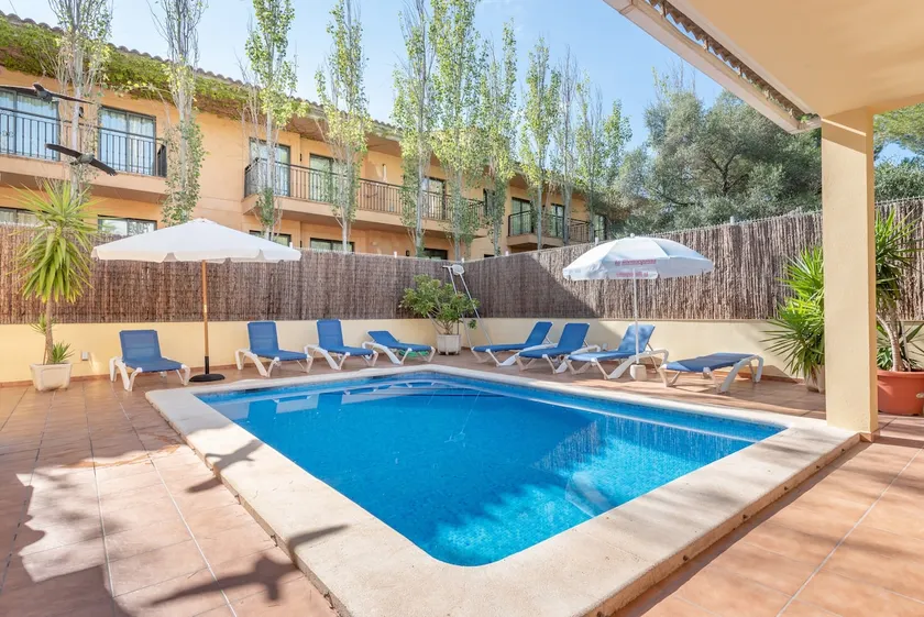 Villa Prestige - Image 1