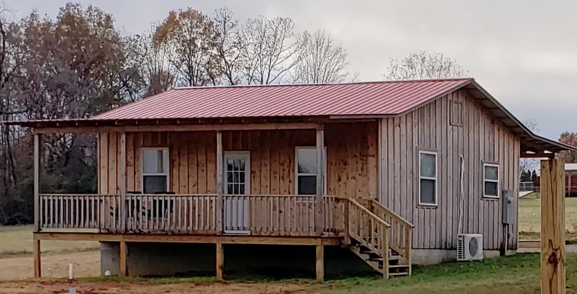 Little Red Roof Farm House - Image 1