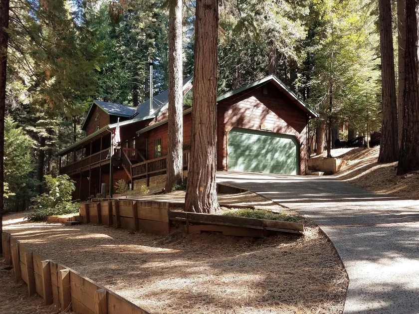 Deer Run Chalet (neighborhood lake access) - Image 1