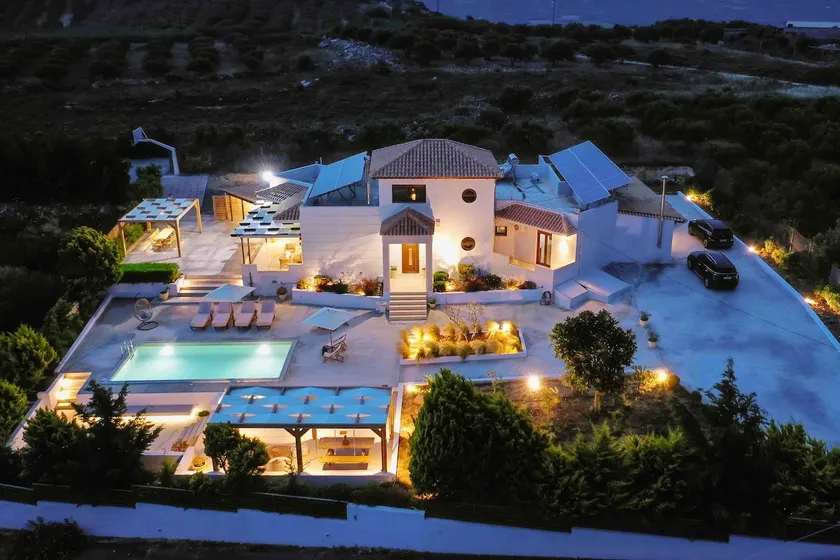 Óm Luxury Retreat - Image 1