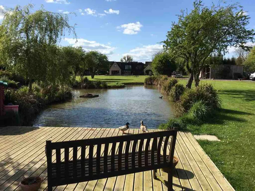 Exclusive Countryside Property Close to Cambridge - Image 1