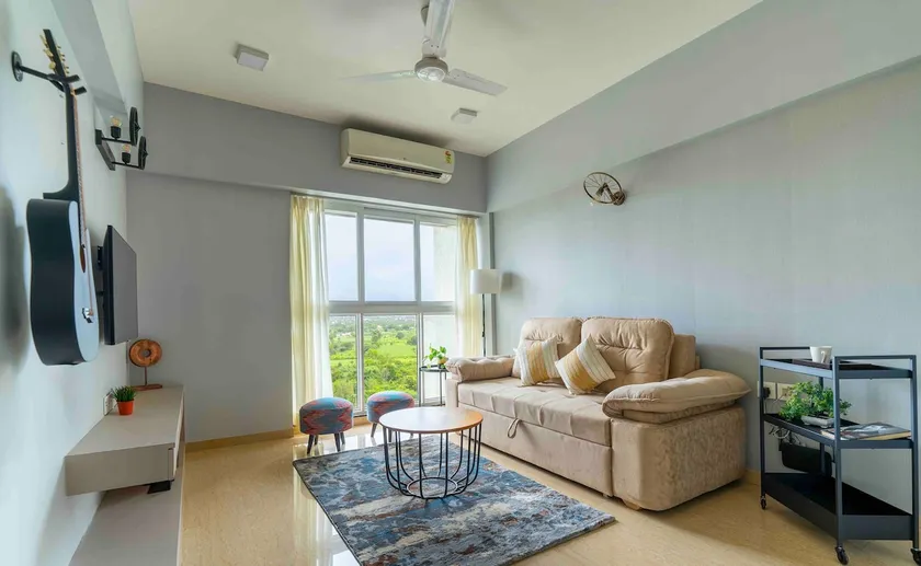 Breathe Luxe Riverfront-Golf Course View Apartment - Image 1