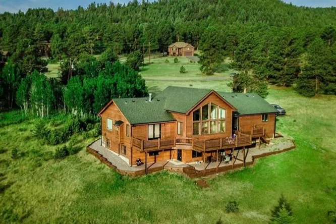 Secluded 3BR lodge on beautiful mountain preserve - Image 1
