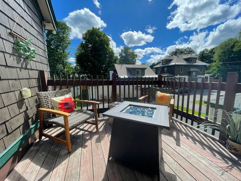 Village Cottages: Unit #6. Second Floor Apartment - Image 1