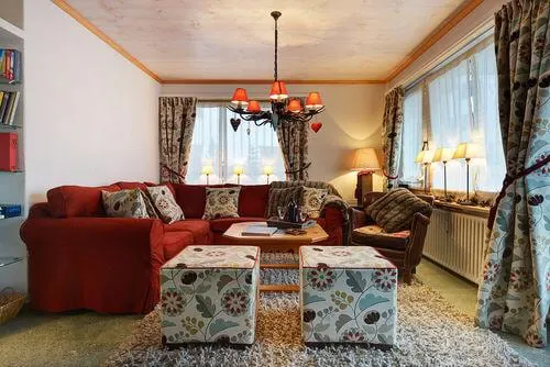Central & Charming Chalet 300m to Gotschna gondola - Image 1