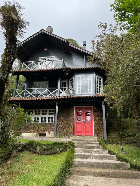 Lake House - Image 1