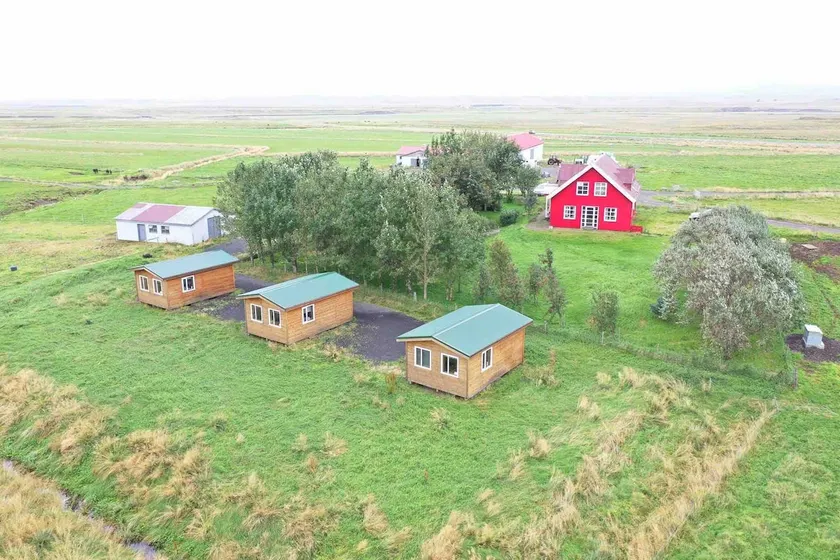 Cabin 2 at Lundar Farm - Image 1