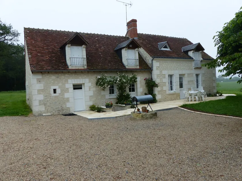 Peaceful Touraine farmhouse on the outskirts of Loches - Image 1