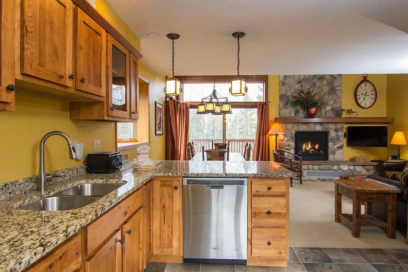 Superior 3 Br @ Caribou Highlands - Image 1