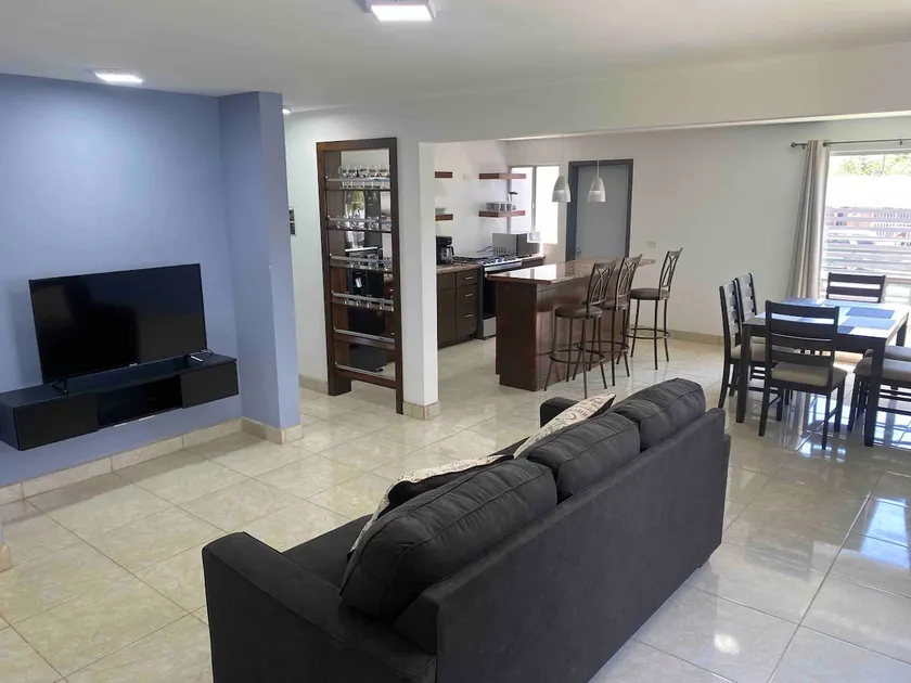 Beautiful spacious apartment with parking G - Image 1