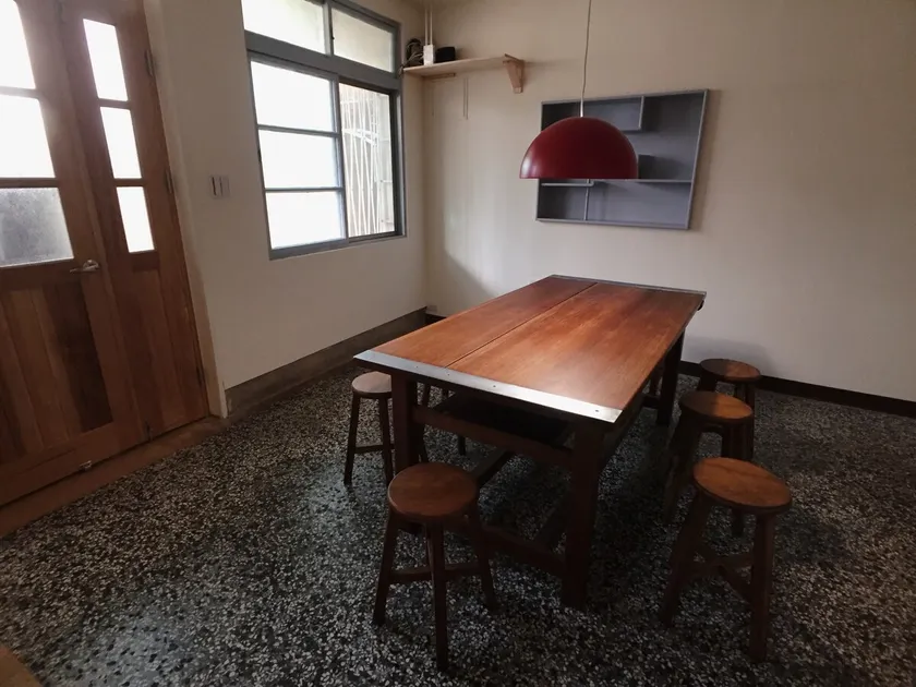 The little house at the end of the alley. Entire building accommodation. Close to Tainan Station and Red Building. Legal homestay in Tainan. - Image 1