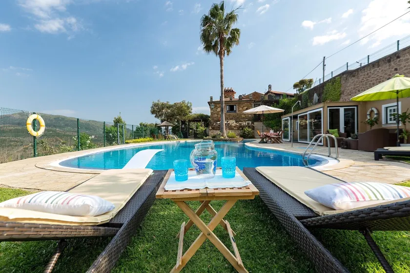 Un paradiso perfetto per famiglie circondate dalla natura e così vicino a Porto - Image 1