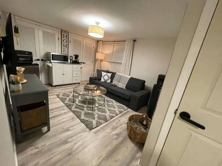 Farmhouse Retreat - Image 1
