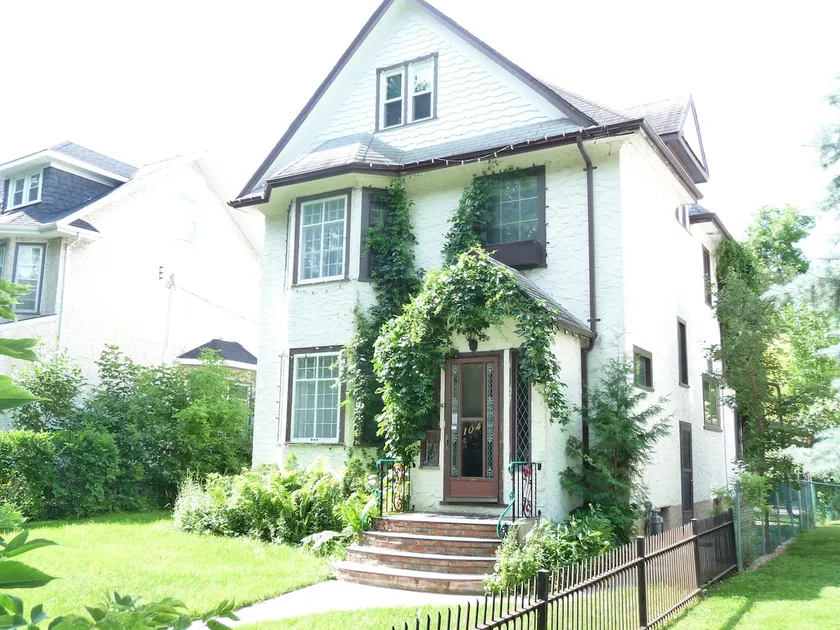 Tony's house - Image 1