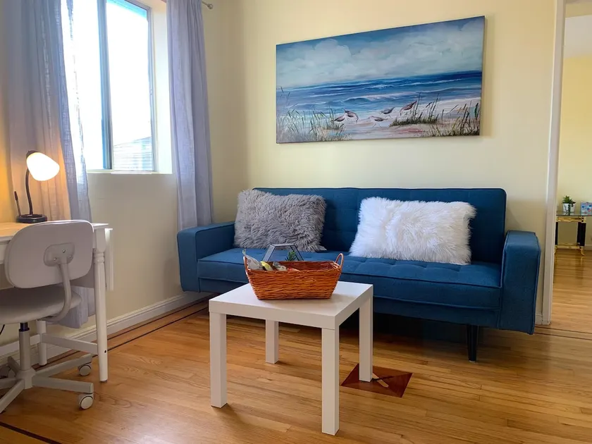 Charming Suite - self check-in & parking near SFO - Image 1