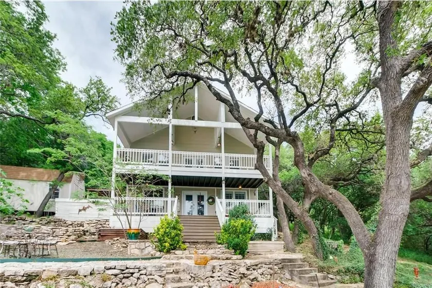 Remodeled Historic Lake Travis Gem! - Image 1