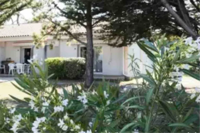 Duplex, 3 pools (1 heated), 300 m from the beach - Image 1