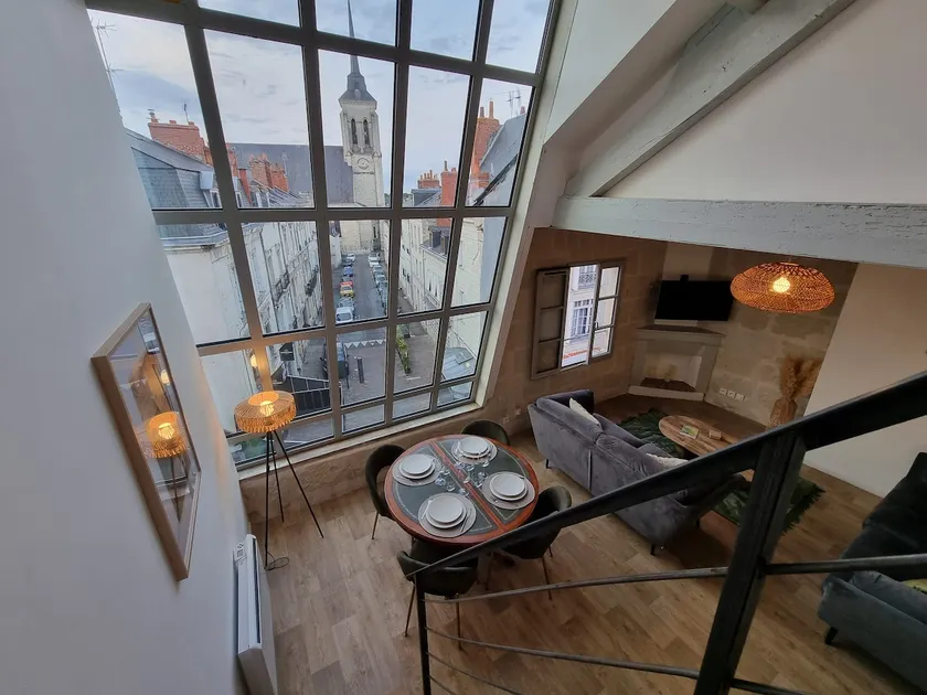 Beautiful, chic & spacious duplex, bicycle storage - Image 1