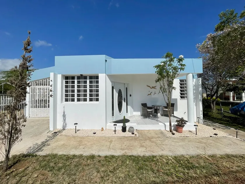 Casa 7 Amores, El Combate Beach, Cabo Rojo, Puerto Rico - Image 1