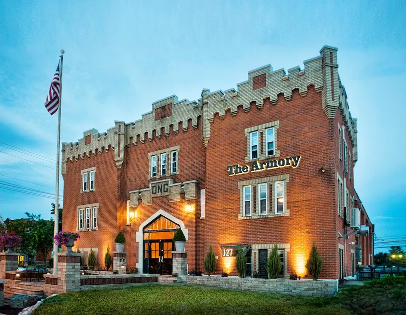 Beautiful full suite located in historic Armory - Image 1