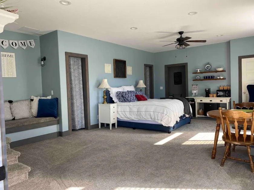 Roomy Orchard Suite-short & extended stays - Image 1