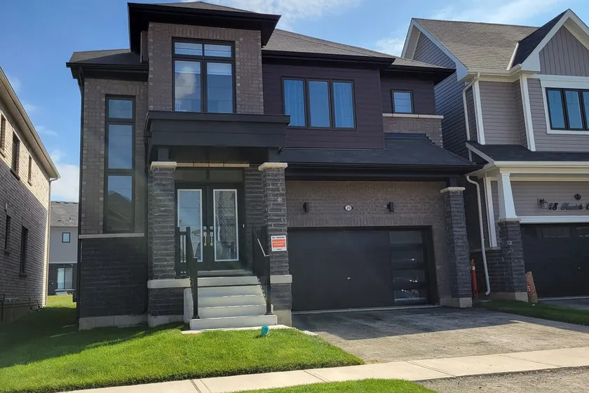 Entire home near Hamilton - Image 1