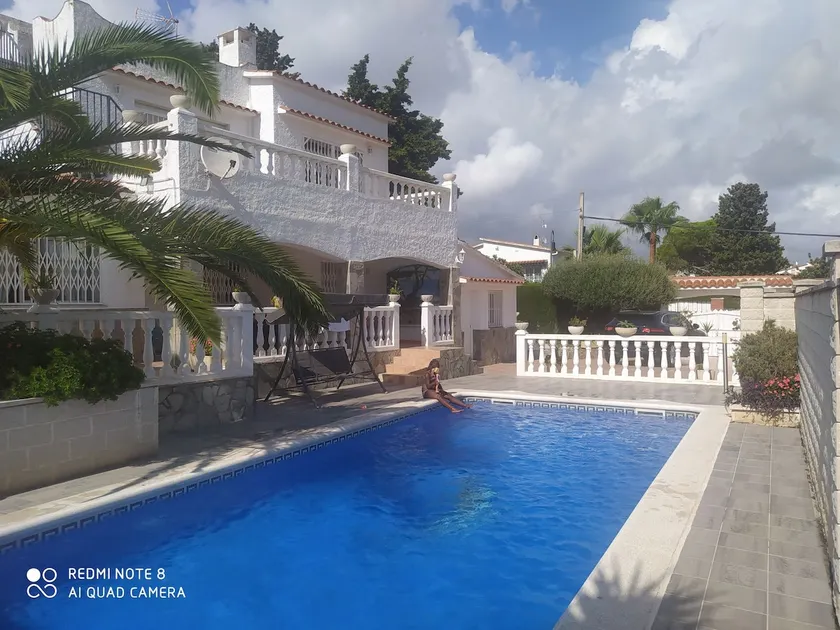 Villa with Pool Near Beach - Image 1