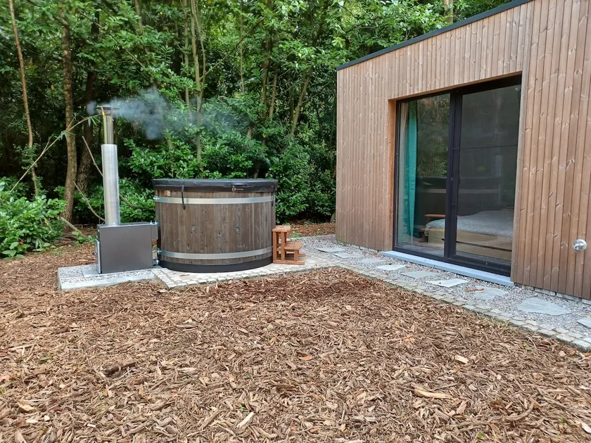 Lillehouse in large nature reserve with hot tub - Image 1