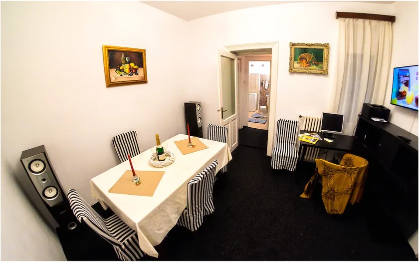Clucerului Sun Residence Villa - Image 1