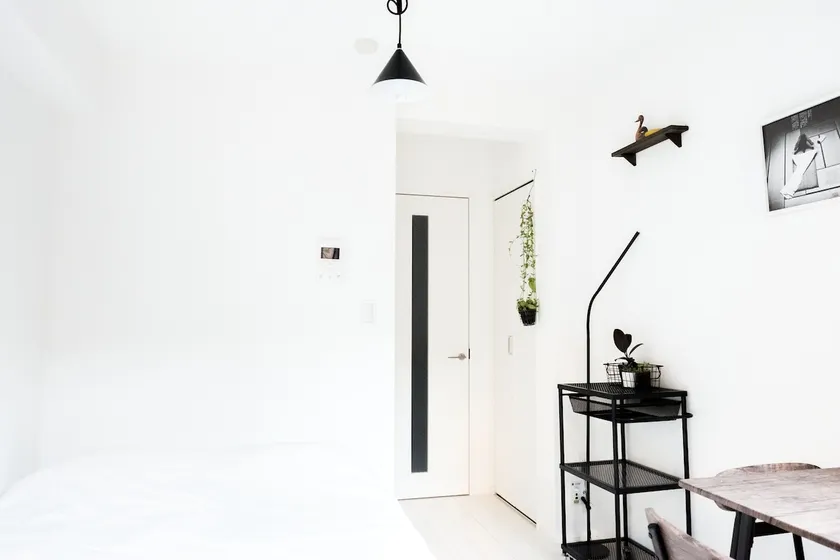 NEST HATAGAYA Stylish Apt - Image 1