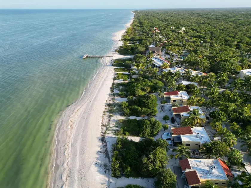 Oceanfront Villa, Starlink WiFi, Sunset Views - Image 1