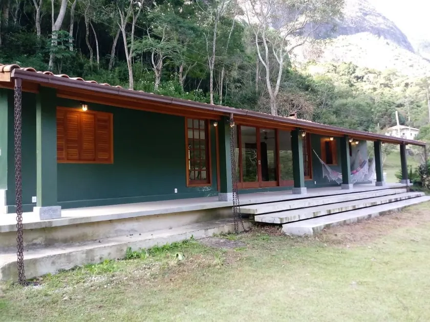 Cozy house with natural pool - Image 1