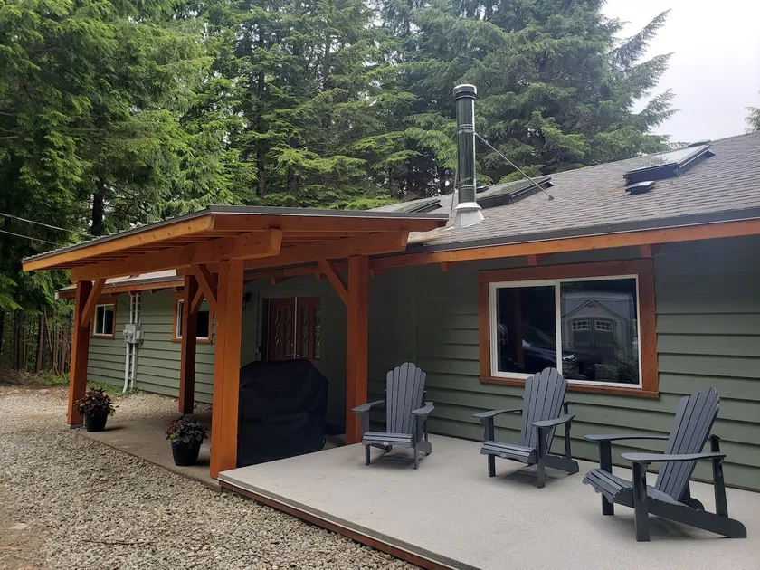 Timbers - Rainforest House - Image 1