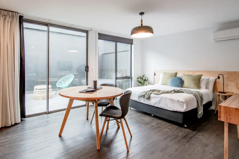 Change Overnight - 1 Bed Studio Accessible - Image 1